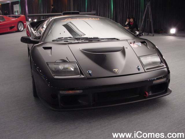 현 Lamborghini Diablo GTR(앞)