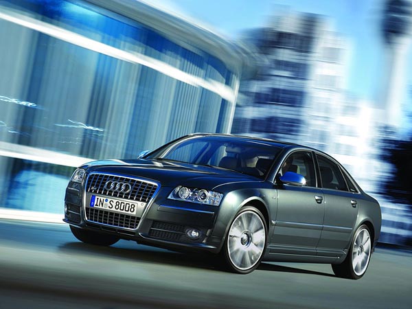 아우디 S8