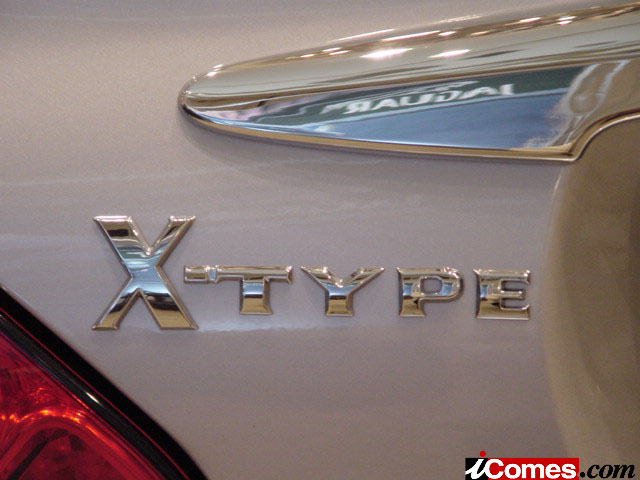 X-TYPE 엠블렘