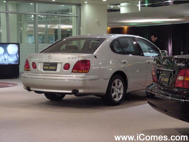 GS300