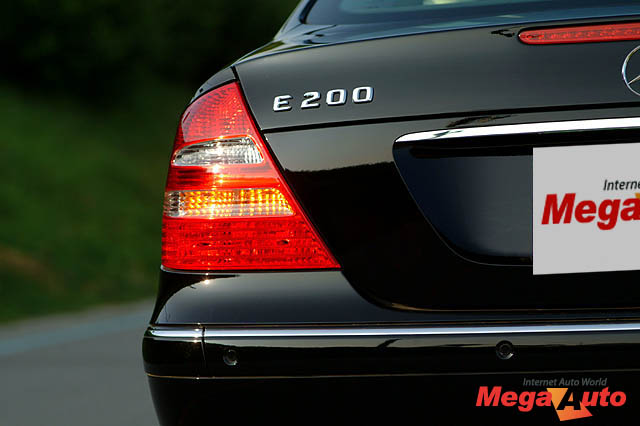 9910_29_1.jpg