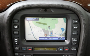 1억이 넘는 차에 내비게이션이 없다고