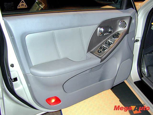 9715_4_1.jpg