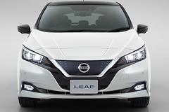 Nissan-Leaf-2018-1600-1d.jpg