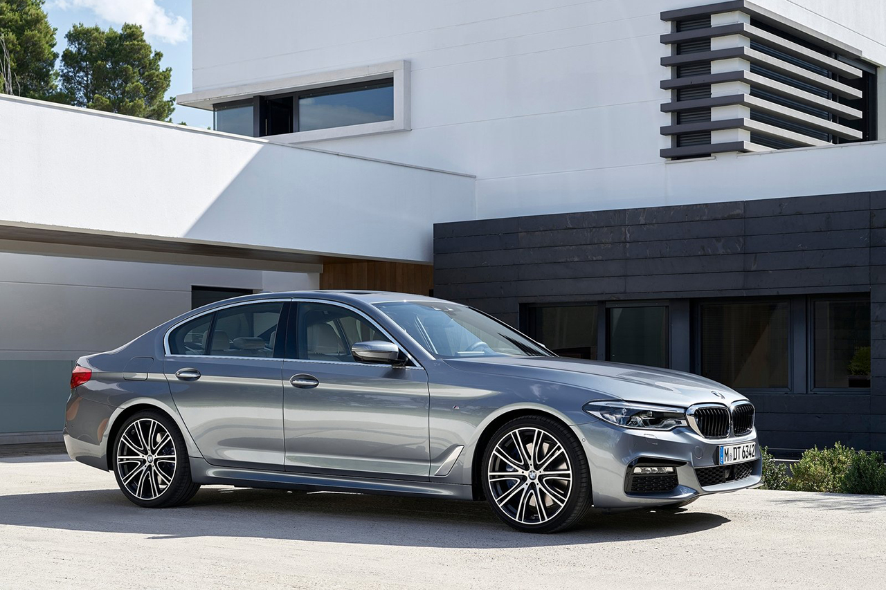 BMW-5-Series-2017-1600-04.jpg