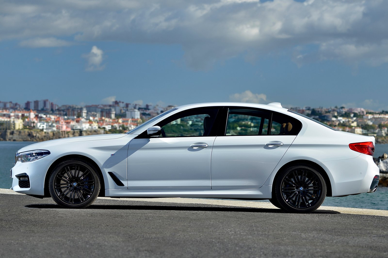BMW-5-Series-2017-1600-4c.jpg