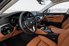 BMW-5-Series-2017-1600-9b.jpg