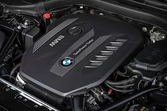 BMW-5-Series-2017-1600-e5.jpg