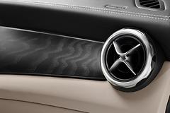 Mercedes-Benz-GLA-2018-1600-29.jpg
