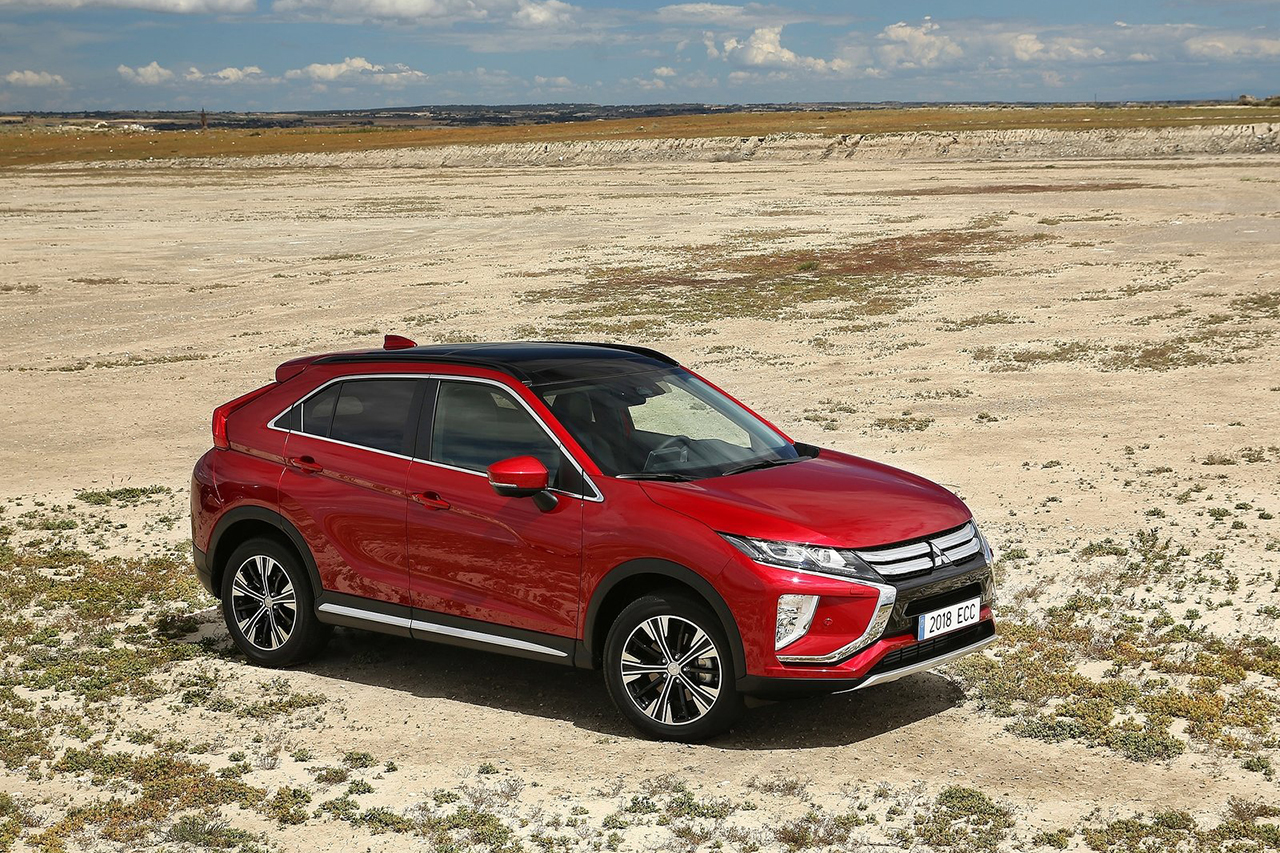 Mitsubishi-Eclipse_Cross-2018-1600-07.jpg