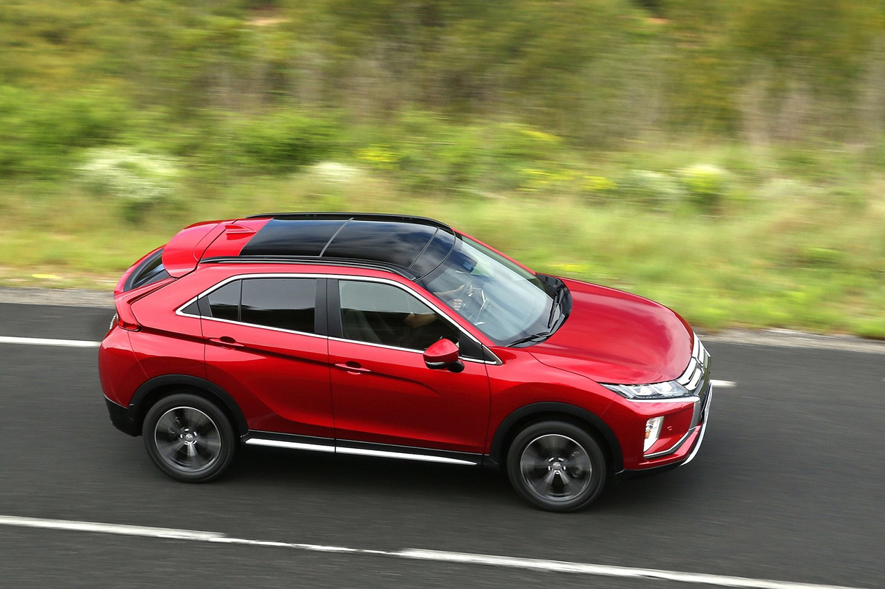 Mitsubishi-Eclipse_Cross-2018-1600-13.jpg