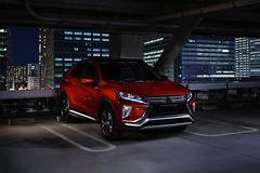 Mitsubishi-Eclipse_Cross-2018-1600-0b.jpg