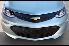 Chevrolet-Bolt_EV-2017-1600-25.jpg