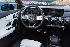 Mercedes-Benz-A-Class-2019-1600-2f.jpg