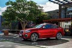 BMW-X4_M40d-2019-1600-08.jpg