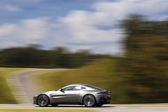 Aston_Martin-Vantage-2019-1600-10.jpg