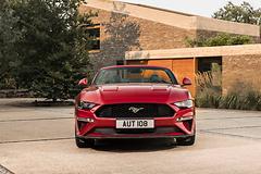 Ford-Mustang_Convertible_EU-Version-2018-1600-0c.jpg