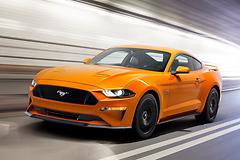 Ford-Mustang_GT-2018-1600-03.jpg