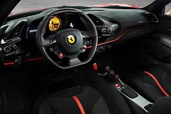 Ferrari-488_Pista-2019-1600-0b.jpg