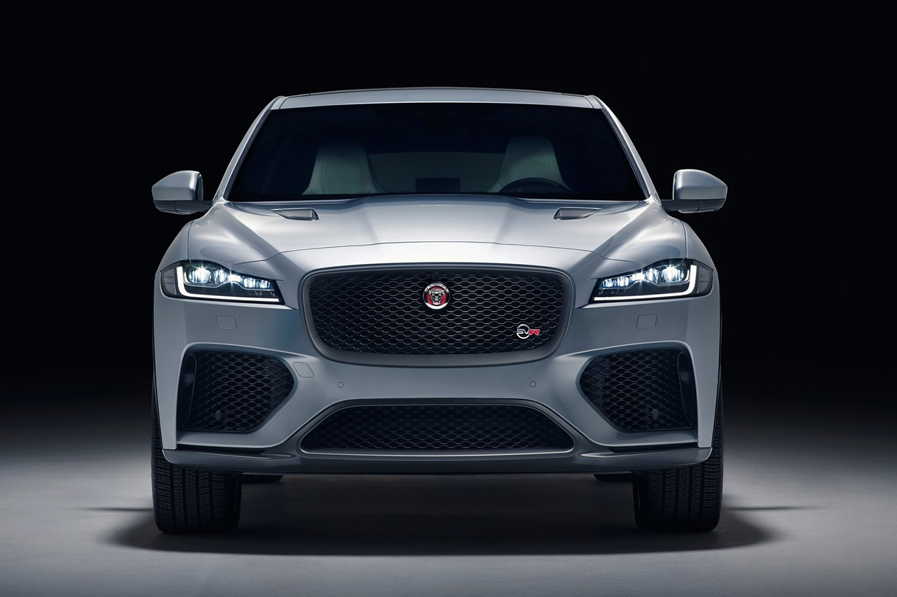 Jaguar-F-Pace_SVR-2019-1600-0d.jpg