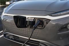Hyundai-Kona_Electric_US-Version-2019-1600-1a.jpg