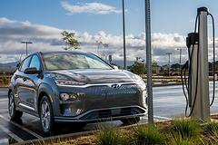 Hyundai-Kona_Electric_US-Version-2019-1600-06.jpg