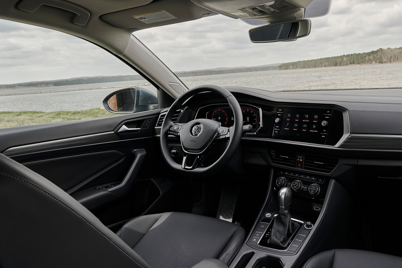 Volkswagen-Jetta-2019-1600-3c.jpg