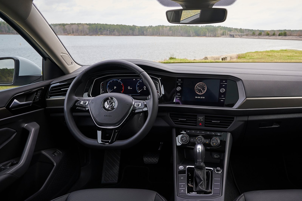 Volkswagen-Jetta-2019-1600-35.jpg