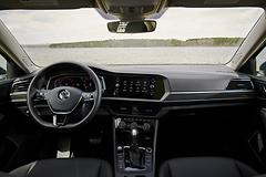 Volkswagen-Jetta-2019-1600-37.jpg