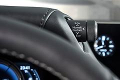 Lexus-ES-2019-1600-2a.jpg