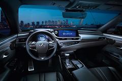 Lexus-ES-2019-1600-21.jpg