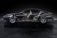 Lexus-ES-2019-1600-4d.jpg
