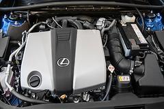Lexus-ES-2019-1600-46.jpg