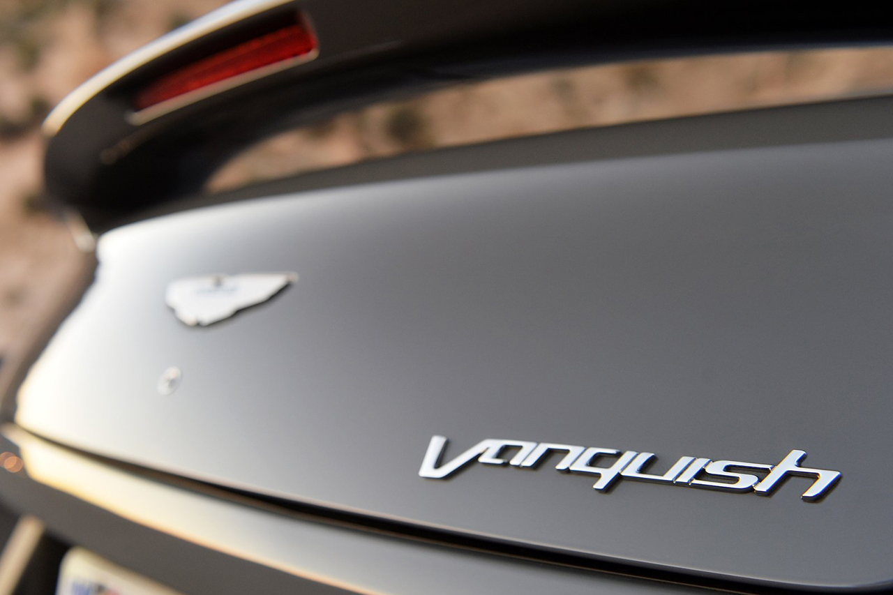 Aston_Martin-Vanquish_Volante-2015-1600-3c.jpg