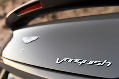 Aston_Martin-Vanquish_Volante-2015-1600-3c.jpg
