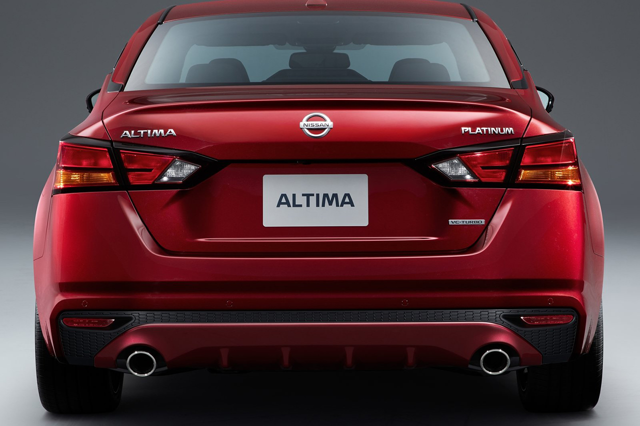 Nissan-Altima-2019-1600-0a.jpg