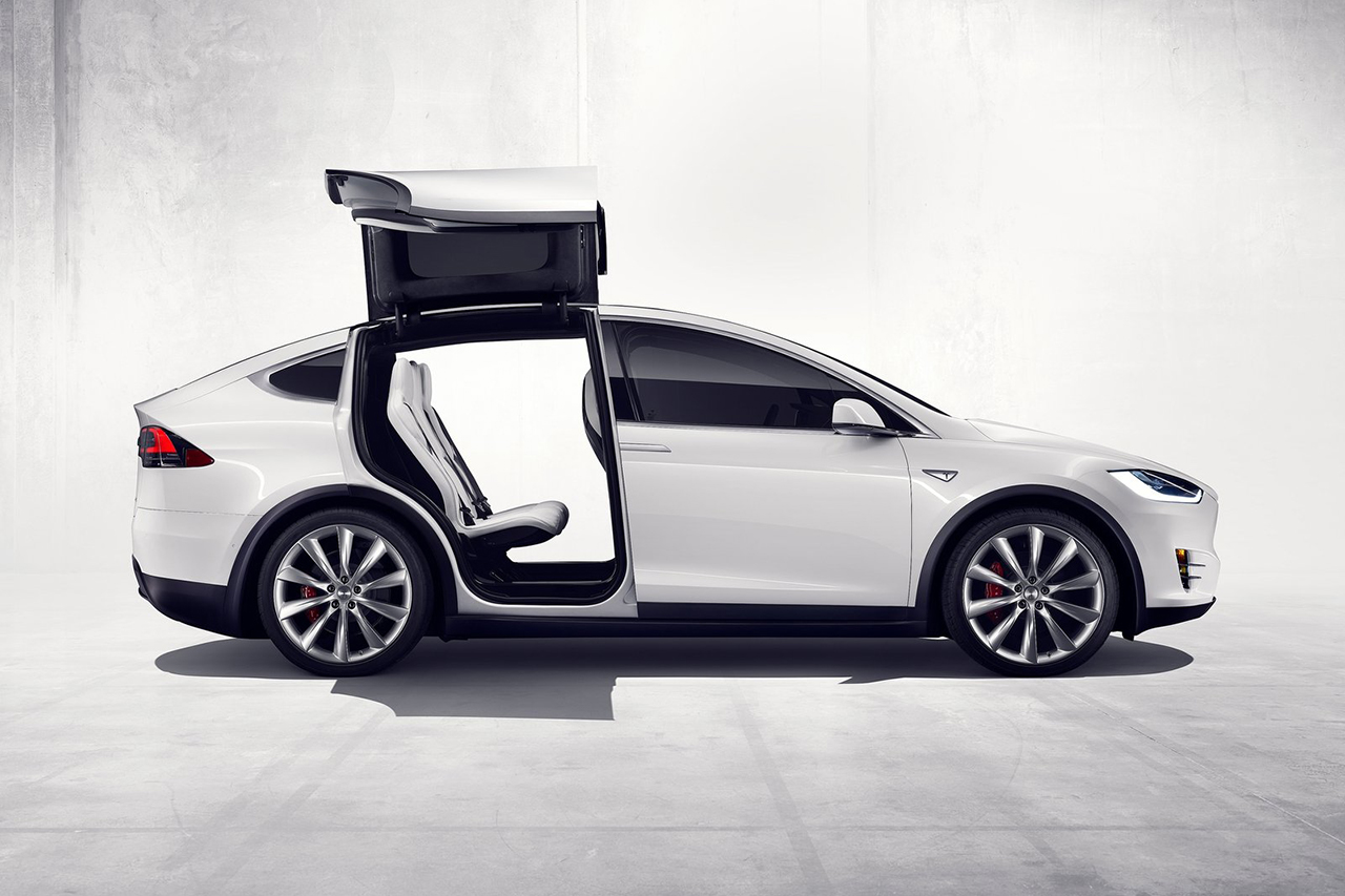 Tesla-Model_X-2017-1600-0c.jpg