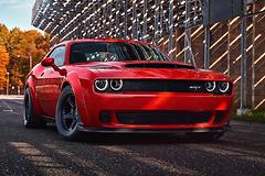 Dodge-Challenger_SRT_Demon-2018-1600-01.jpg