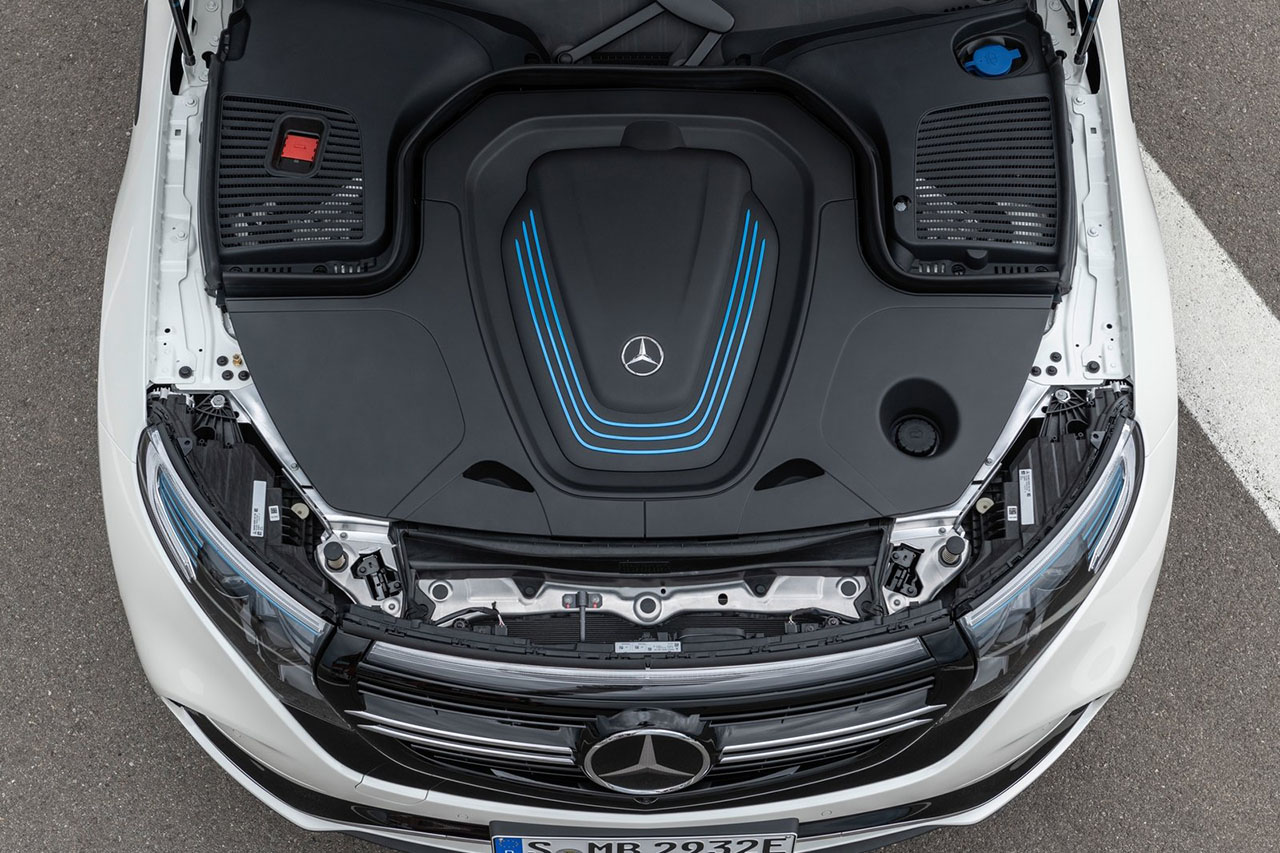 Mercedes-Benz-EQC-2020-1600-42.jpg