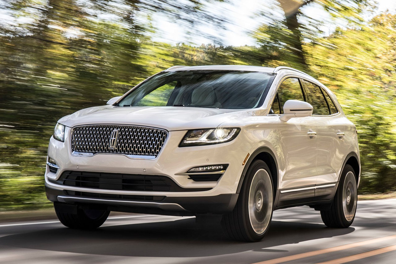 Lincoln-MKC-2019-1600-02.jpg