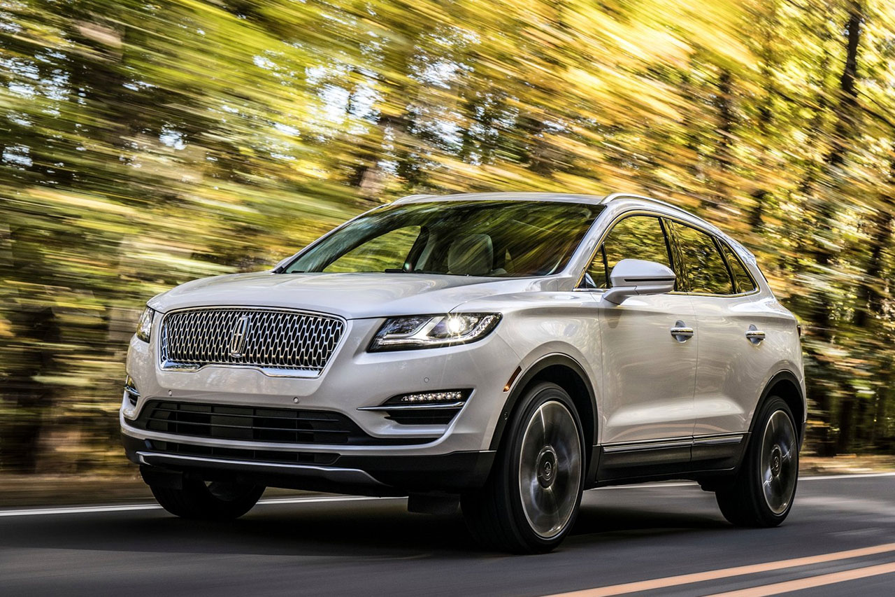 Lincoln-MKC-2019-1600-03.jpg