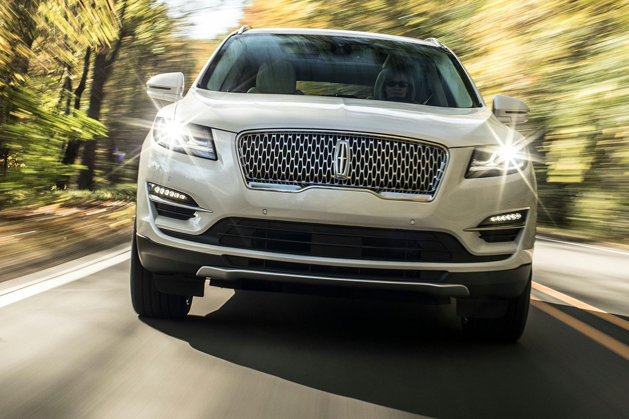 Lincoln-MKC-2019-1600-07.jpg