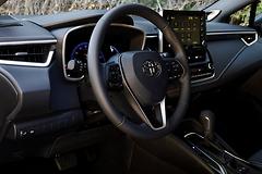 Toyota-Corolla_Hatchback-2019-1600-2f.jpg