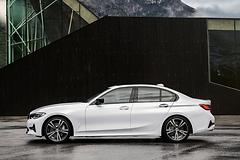 BMW-3-Series-2019-1600-14.jpg