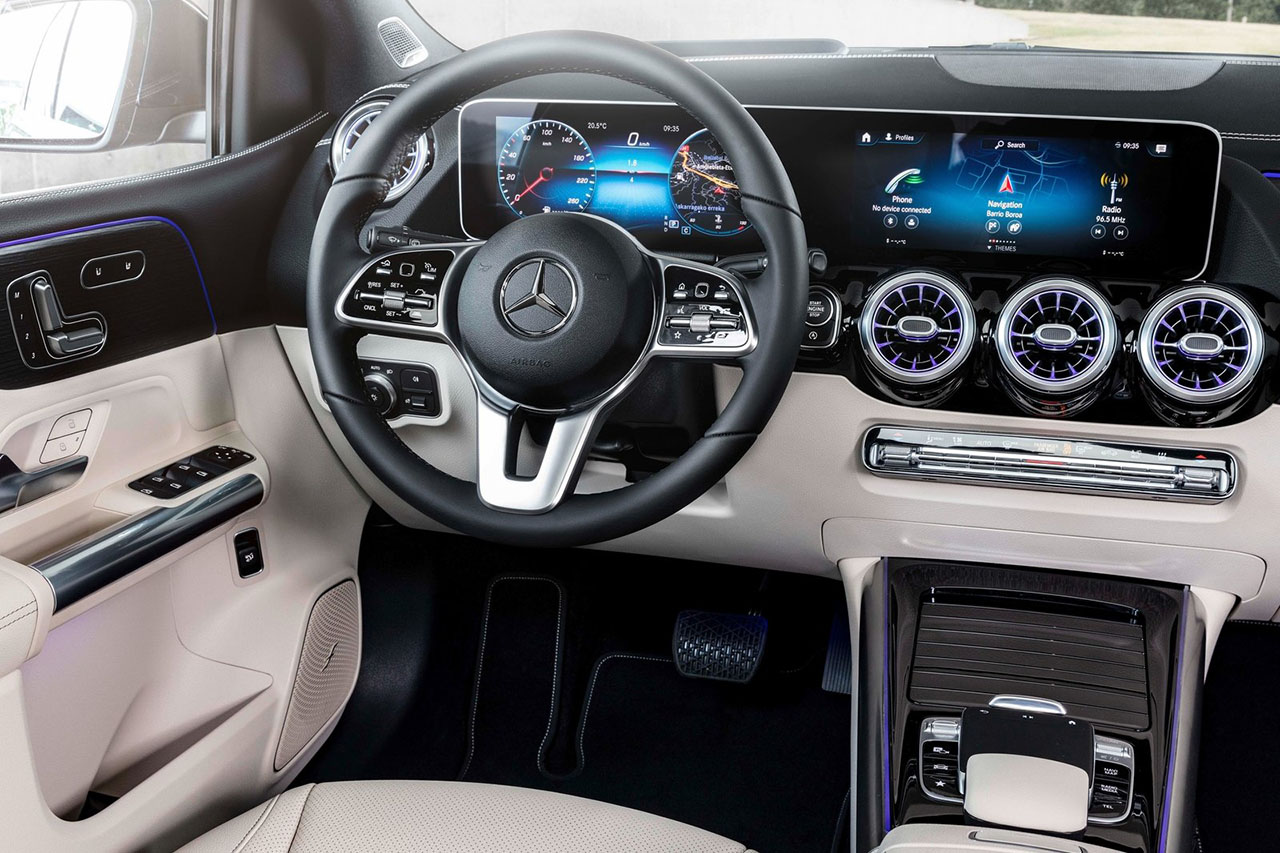 Mercedes-Benz-B-Class-2019-1600-25.jpg