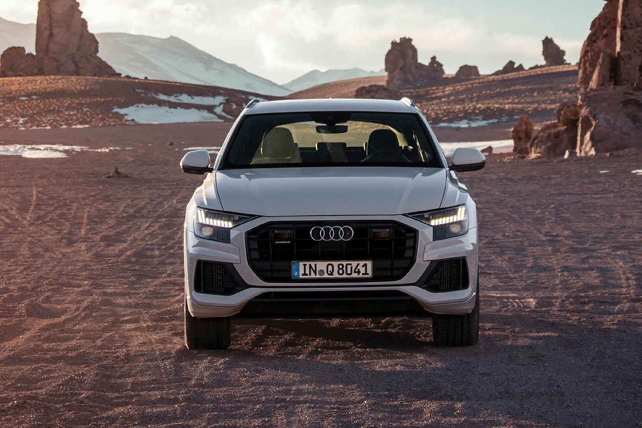Audi-Q8-2019-1600-78.jpg