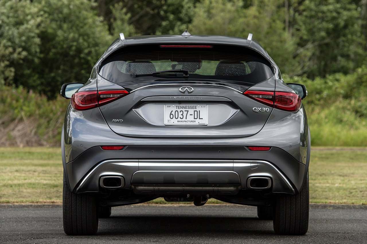 Infiniti-QX30-2017-1600-6b.jpg