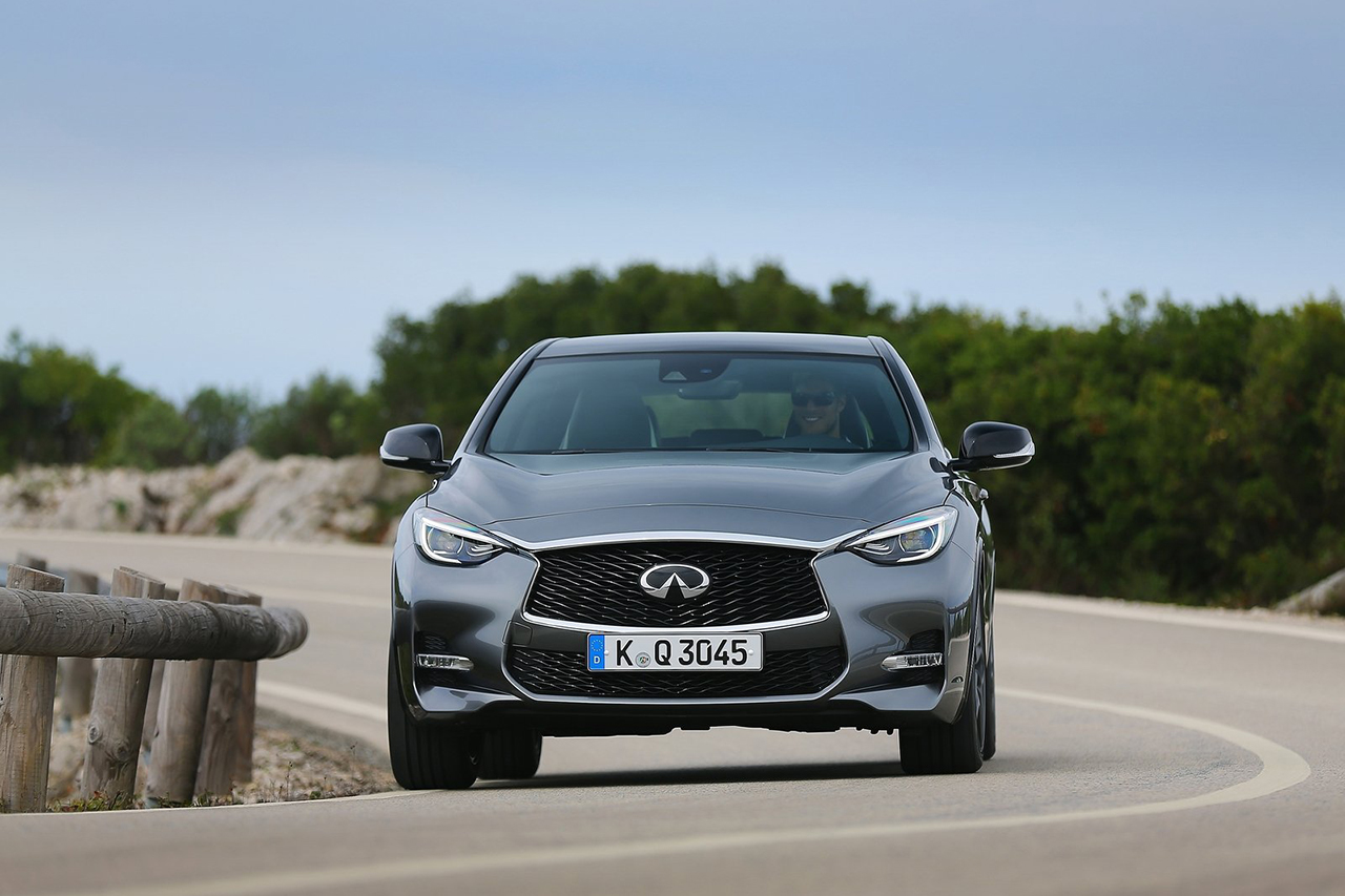 Infiniti-QX30-2017-1600-66.jpg