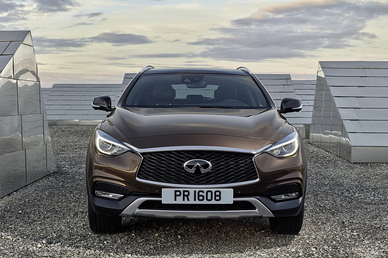 Infiniti-QX30-2017-1600-68.jpg