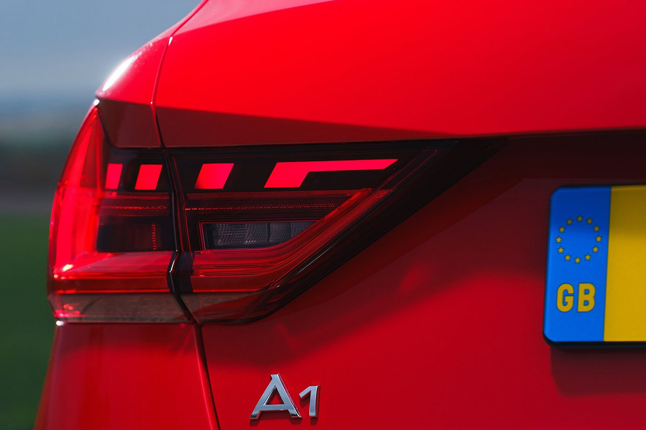 Audi-A1_Sportback_UK-Version-2019-1600-77.jpg